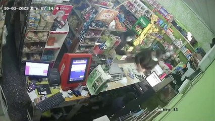 Violento asalto en un autoservice de Luque