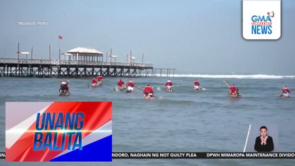 Mga mangingisdang nagbihis-Santa Claus, hatid ay libreng sakay sa traditional reed boats | Unang Balita