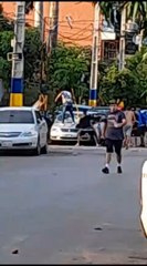 Hinchas de Luque destruyen vehículo de policía