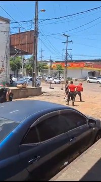 Pelea entre guardias de local comercial y vendedores ambulantes en predio de Saprocal