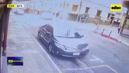 Video: motociclista murió tras violento choque