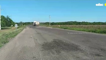 Ruta PY01 en mal estado