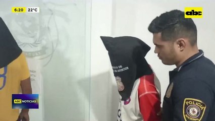 Video: Tres detenidos tras robo a una oficina