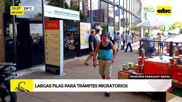 Video: quejas y largas filas de paraguayos para trámites migratorios en Foz de Iguazú