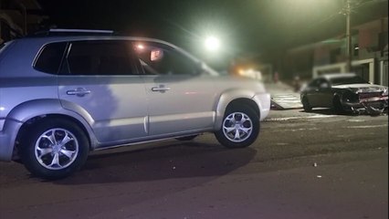 Mercedes e Tucson se envolvem em colisão no bairro Maria Luiza