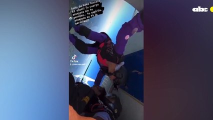 Coca, la mujer de 83 años que saltó en paracaídas