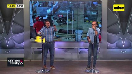 Video: dos detenidos tras supuestamente robar whisky y huevos de pascua de un Biggie