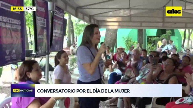 Políticas y parlamentarias conversarán con mujeres en la plaza