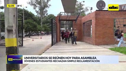 Video: Jóvenes estudiantes  rechazan simple reglamentación