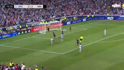 La Recuperación Y Asistencia De Diego Gómez En El Gol De Luis Suárez