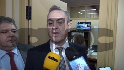 Yamil Esgaib agrede a periodistas