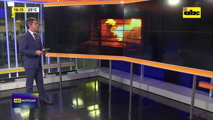 Video: incendio de un transformador en la Costanera de Asunción deja a oscuras a parte del microcentro