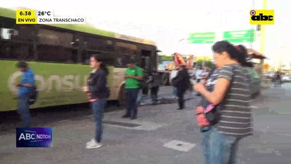 Transporte público: Pasajeros siguen sufriendo reguladas