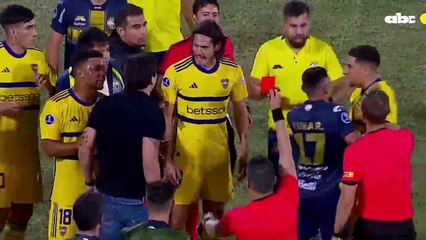El enojo de José Arrúa con Edinson Cavani y expulsión