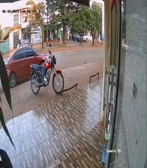 Asaltan a funcionario de cadena de farmacias de Minga Guasú y le roban recaudación del fin de semana