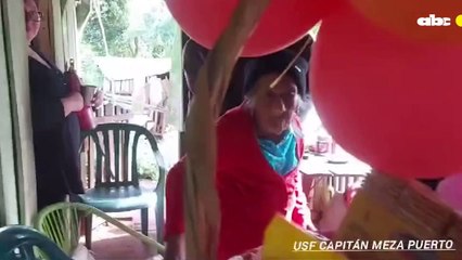 Equipo de USF de Capitán Meza celebra los 102 años de Juana Báez, la ciudadana más longeva de la comunidad