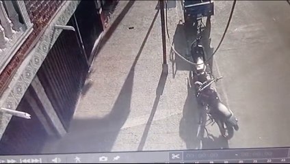 Circuito cerrado de hurto de motocicleta en el barrio San Francisco