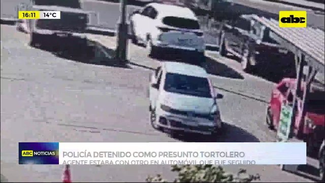 Policía detenido como presunto tortolero: agente estaba con otro en automóvil que fue seguido