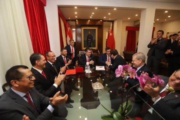 Lo Que Dijo Orlando Penner Sobre Cartes En Campaña