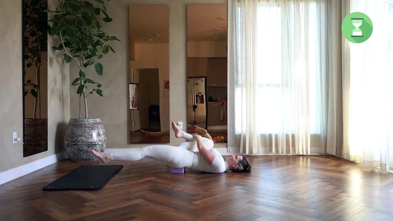 Day 2 / 10 Days to Middle Splits with Adison