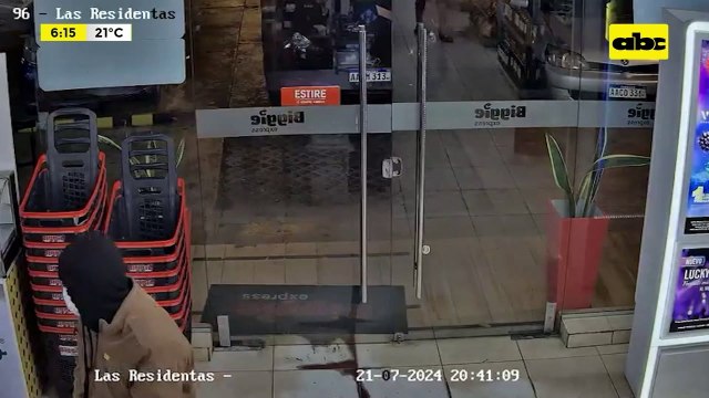 Video: Capturan a un presunto asaltante mediante imágenes de circuito cerrado
