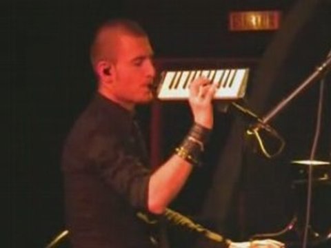 Nothing Compares 2U Michal Kwiatkowski Paris 03/05/2008