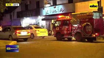 Lambaré: Automóvil chocó contra un negocio