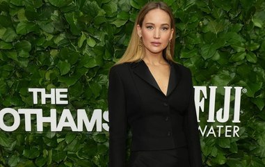 أجمل 20 إطلالة للنجمات… أسبوع من التألق على السجادة الحمراء