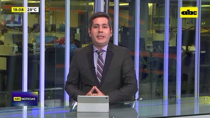 Santiago Peña defendió recontratación de la ‘‘nepobaby’’ Magida Esgaib