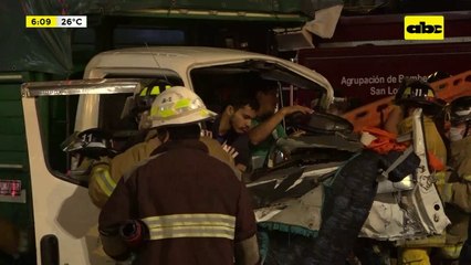 San Lorenzo:  violento choque deja un muerto y tres heridos