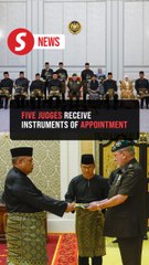 King presents instruments of appointment to five judges
