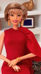Isabel Allende ya tiene su muñeca Barbie y viene con libro