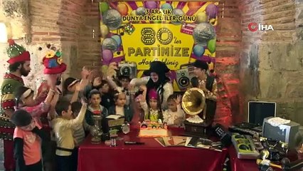 Özel çocuk annesi öğretmenden özel öğrencilerine büyük jest