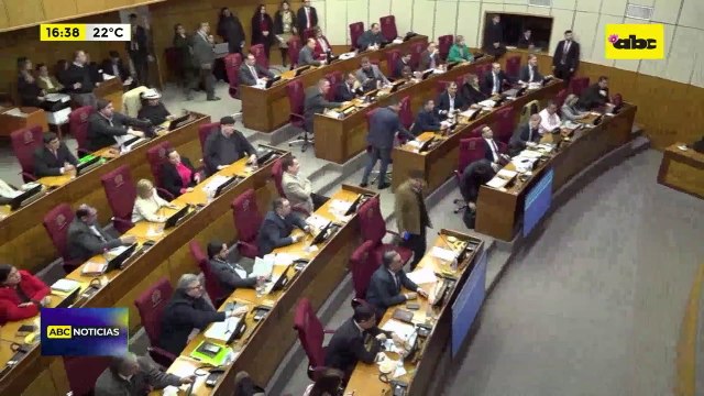 Defienden jubilación VIP: “Tenemos derecho a jubilarnos” afirma senador