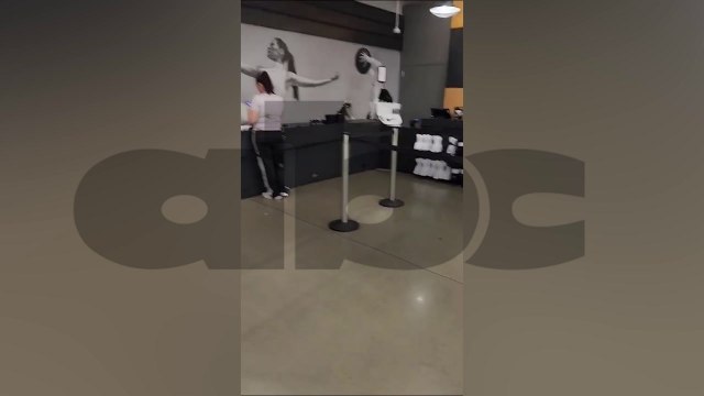 Nenecho Rodríguez y Lizarella Valiente, de compras por Miami