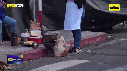Video: Campesinos se movilizan en el microcentro de Asunción