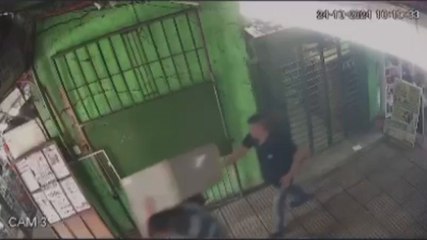 Permisionarios Del Mercado 4 Denuncian El Robo De Maquinas De Azar Por Parte De Funcionarios Municipales