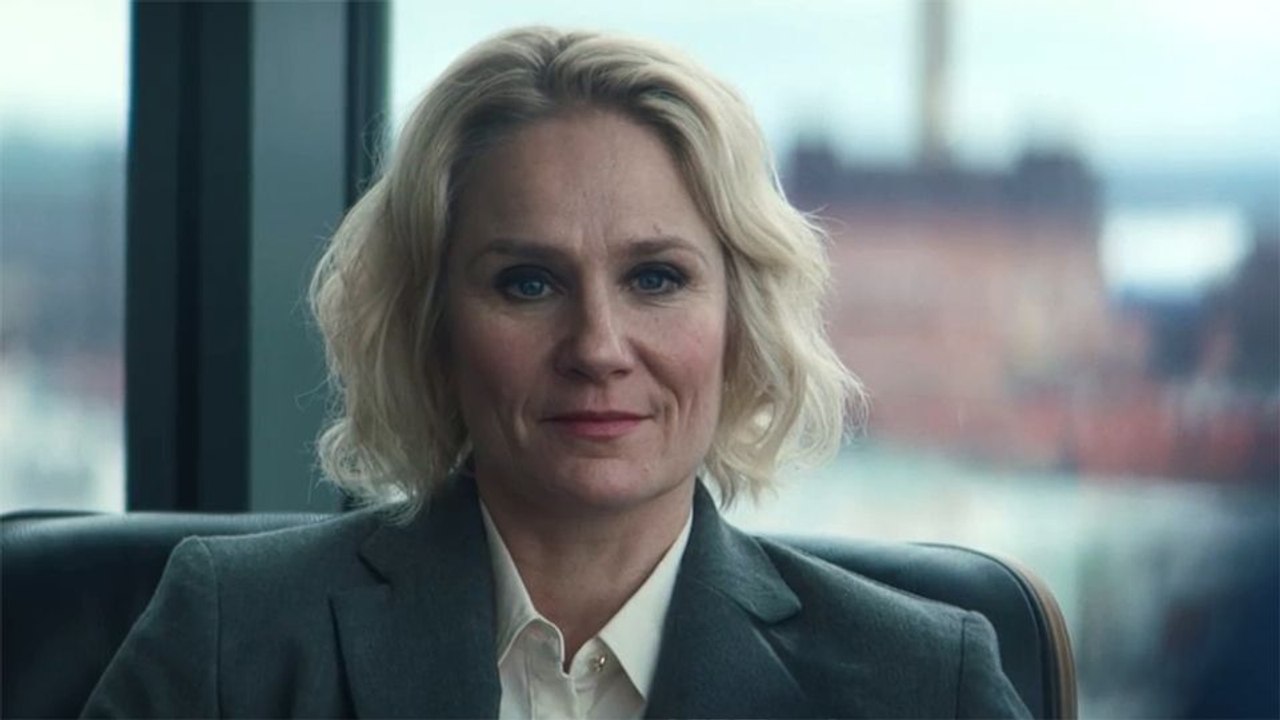 Queen Of Fucking Everything Trailer DF