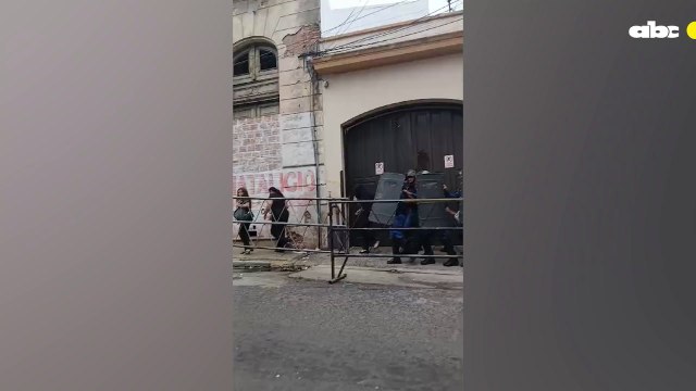 Incidentes Frente A La Caja Municipal De Jubilaciones