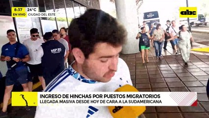 Hinchas de Cruzeiro marcan presencia en el paso Foz de Yguazú - Ciudad del Este