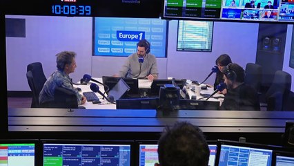Le 20h de France 2 se fait avoir par un humoriste adepte des canulars et une série documentaire consacrée à Antoine de Caunes sur Canal+