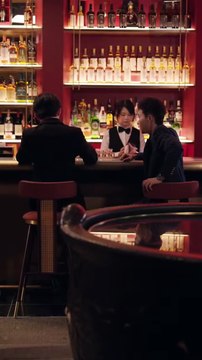 For 3 years he ignored her and left her to rot. Reborn, she divorced himnow he regrets