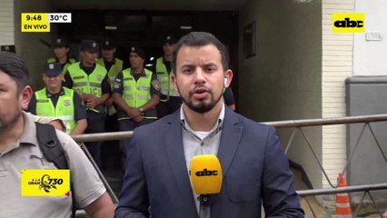 Empleados de Copaco protestan por salarios atrasados: “hay gente que pasa hambre”