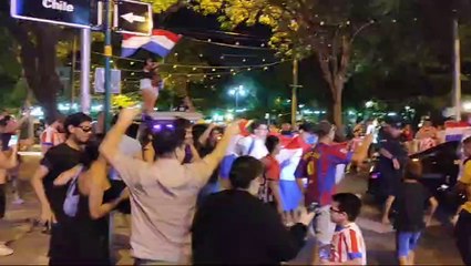 La Albirroja vence a Argentina y desata fiesta en las calles