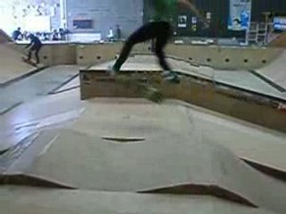 Kickflip de JuJu