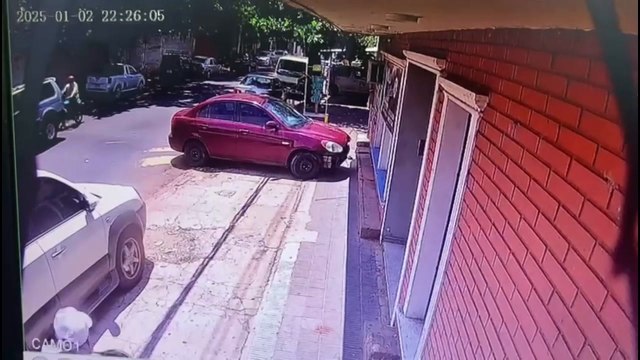 Robo de celular en el barrio Hipódromo