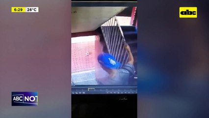Video: Cae ladrón que tenía consigo un celular denunciado como robado
