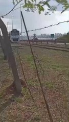 Accidente ferroviario: nuevamente, un vehículo fue chocado por el tren internacional en Encarnación