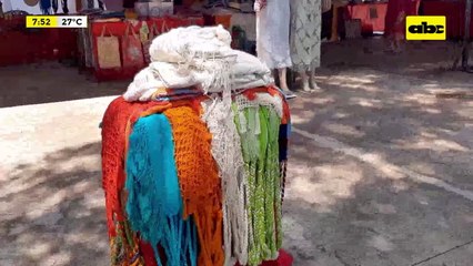 Artesanos exponen cuadros, prendas y artículos de cuero en Ciudad del Este
