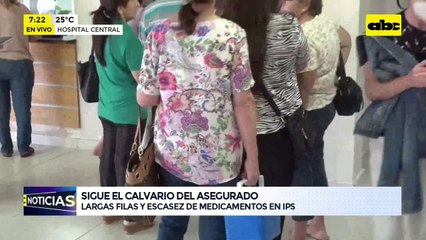 Largas Filas Y Escacez De Medicamentos En IPS